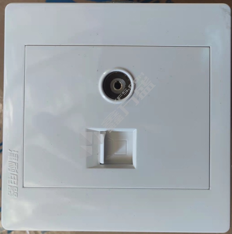 津耐六类电视电脑插座