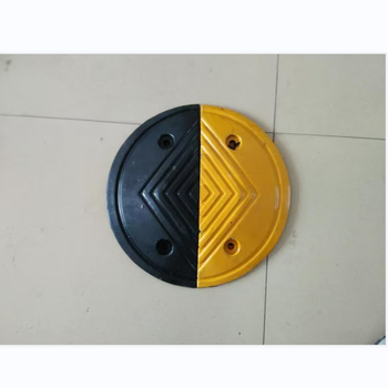 人字形花纹 橡胶 标准 减速带圆头 φ350*50mm 黄色