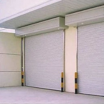 #白色成品铝合金卷闸门 3.59*5.04