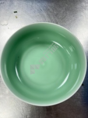 10寸鱼翅鼎 龙泉青瓷、梅子青