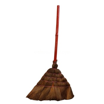 剑力 棕扫把 尺寸：长度 150cm 宽度 50cm 材质：木柄棕榈