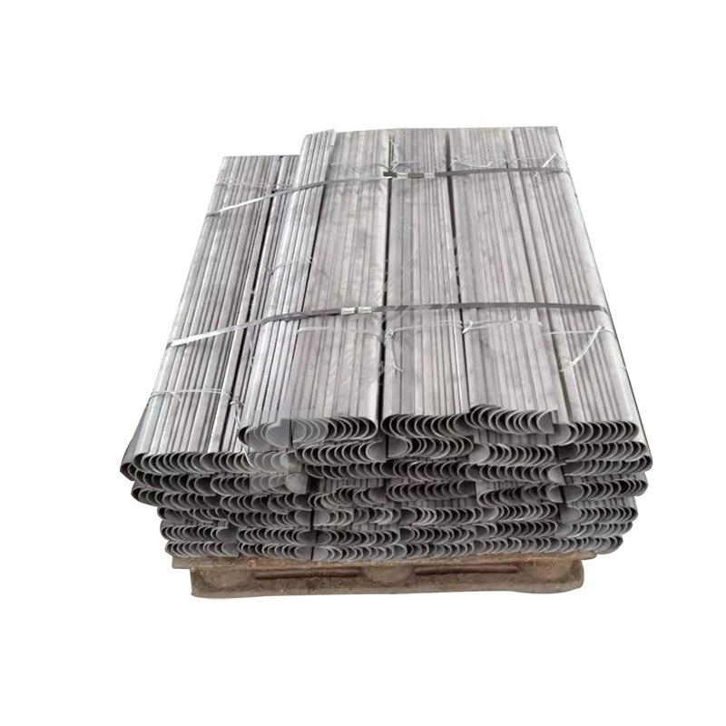 博泉防磨瓦弯头Φ38*3*90°*300*300. 防磨瓦弯头Φ38*3*90°*300*300防磨瓦弯头Φ38*3*90°*300*300\材质1Cr18Ni9Ti.