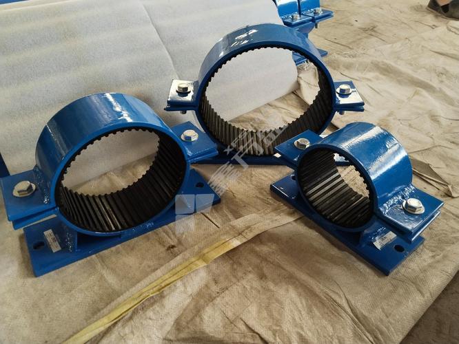 剑力 定制铁减震隔离座 DN600