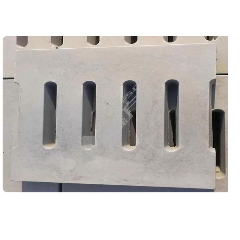 3-56劳务三处负二层水泥井盖 1070*1070*45mm/300kg