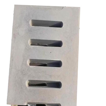 3-55劳务三处负二层水泥井盖 1580*2330*45mm/300kg