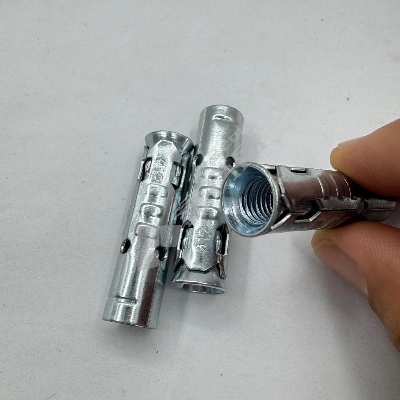 许工拉爆 M8*40*1.0